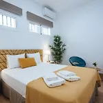 Hostly Rbh0 Modern Apartment